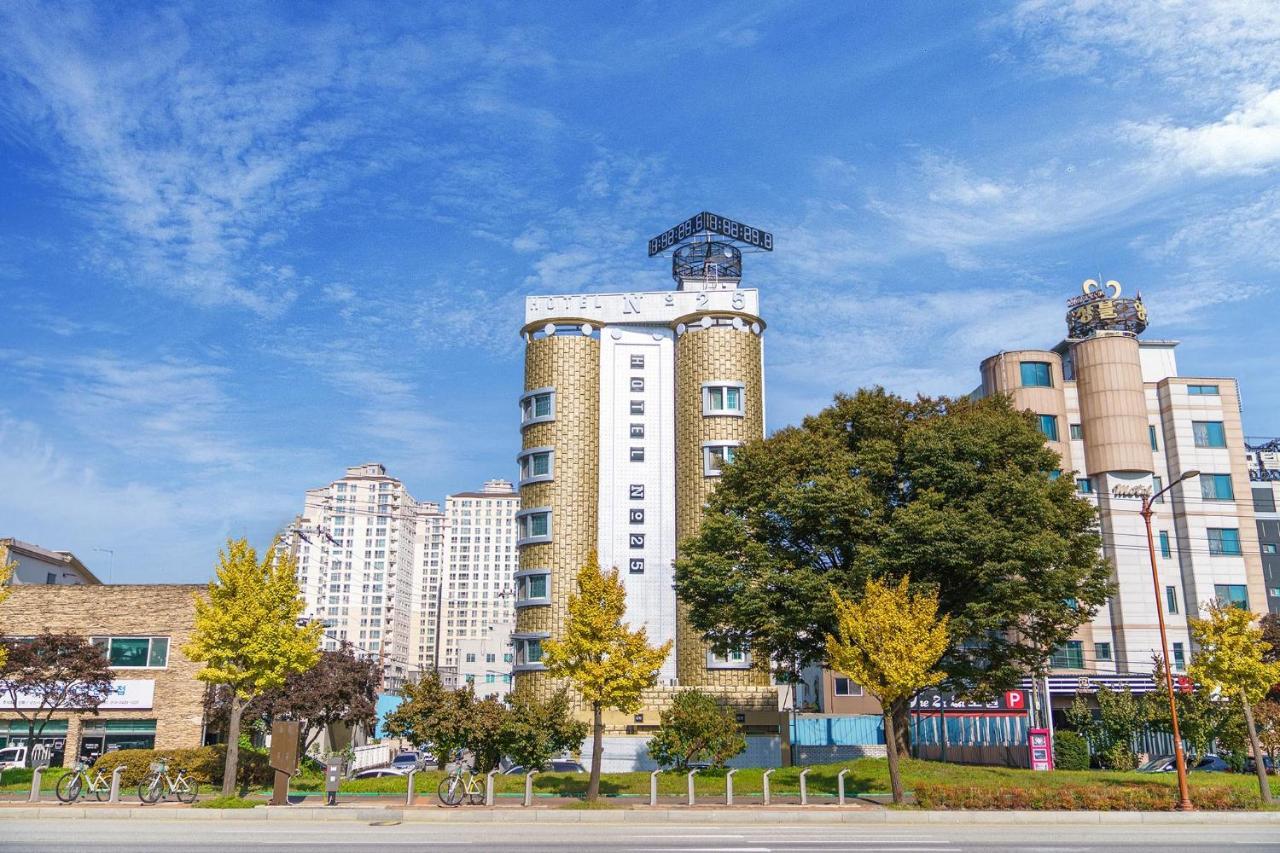 Gongju No 25 Hotel Buitenkant foto
